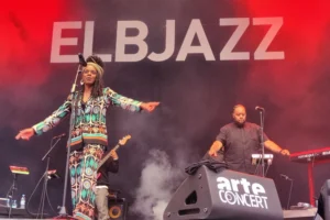 Akua Naru beim ELBJAZZ 2024